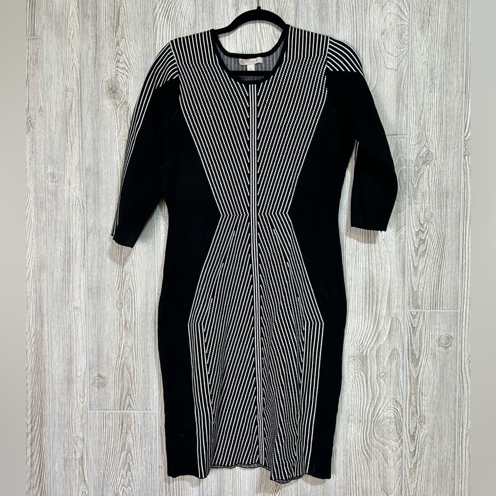 Black White Striped Knit Bodycon Sweater Dress 3/4 Sleeve Size Large